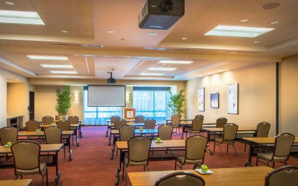 Hyatt Place Baltimore Inner Harbor image 12