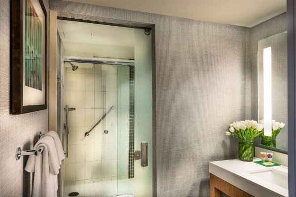 Hyatt Place Baltimore Inner Harbor image 5